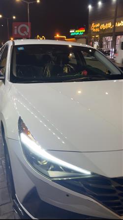 هیوندای ئەلەنترا